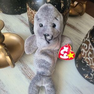 Ty Slippery Seal Plush - Charcoal Gray